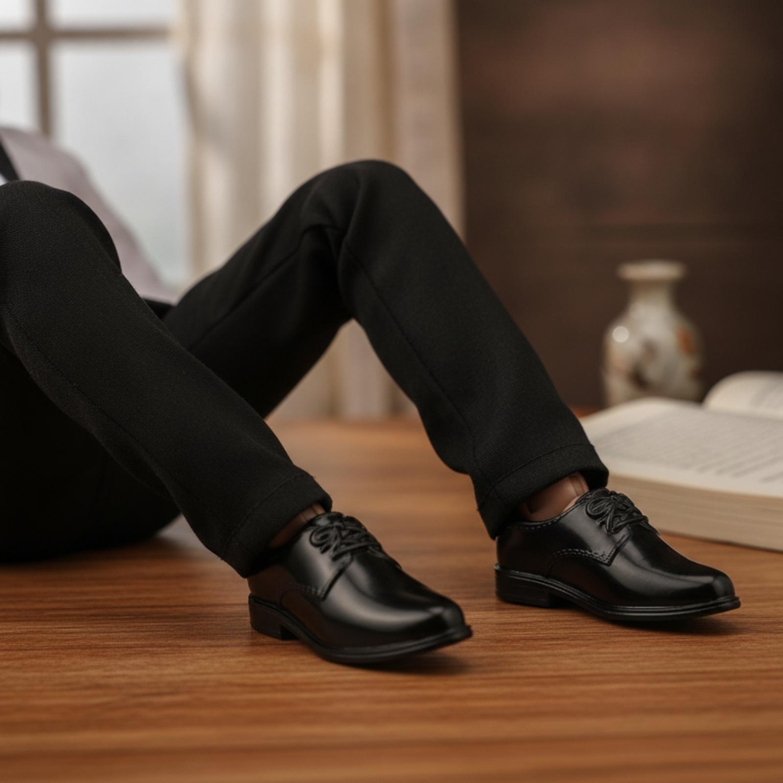 Scale - Men Formals & Ethnic Wear - Miniatur-Herrenschuhe, elegante Oxford-Schuhe mit glatter Oberfläche,