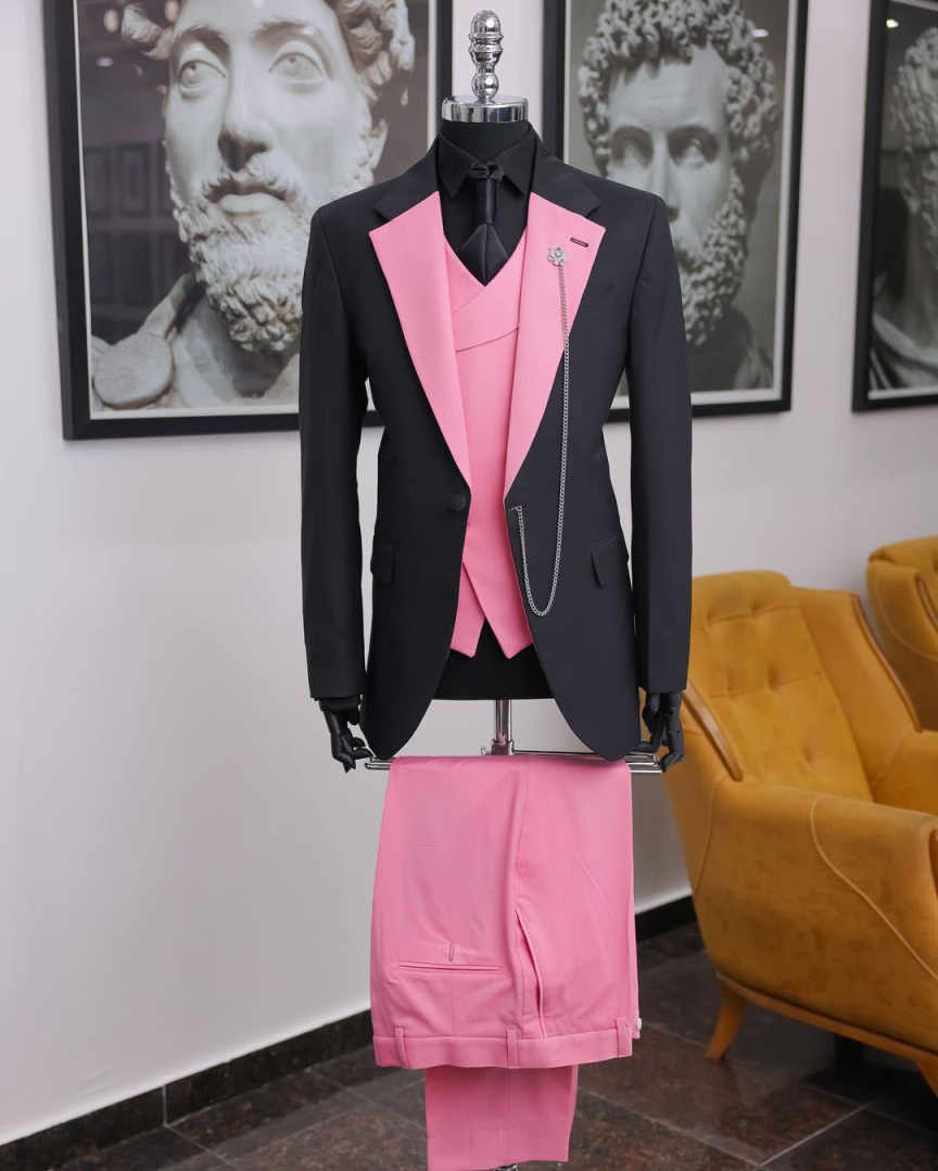 Luxuriöser Schwarz-Rosa Herren – Men Formal Wear Pink Bewertung und Preis